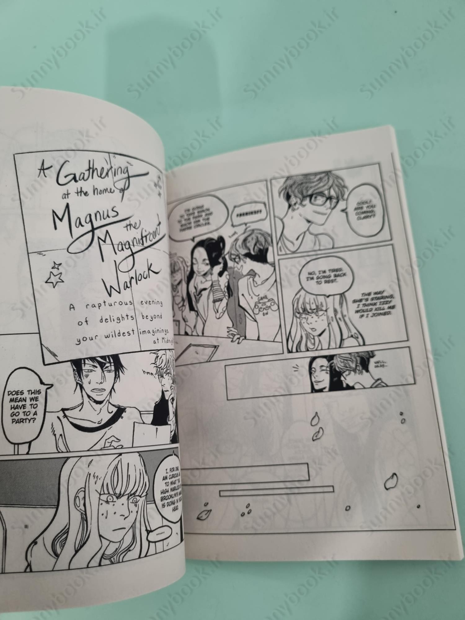 The Mortal Instruments: The Graphic Novel, Vol. 1 main 1 6