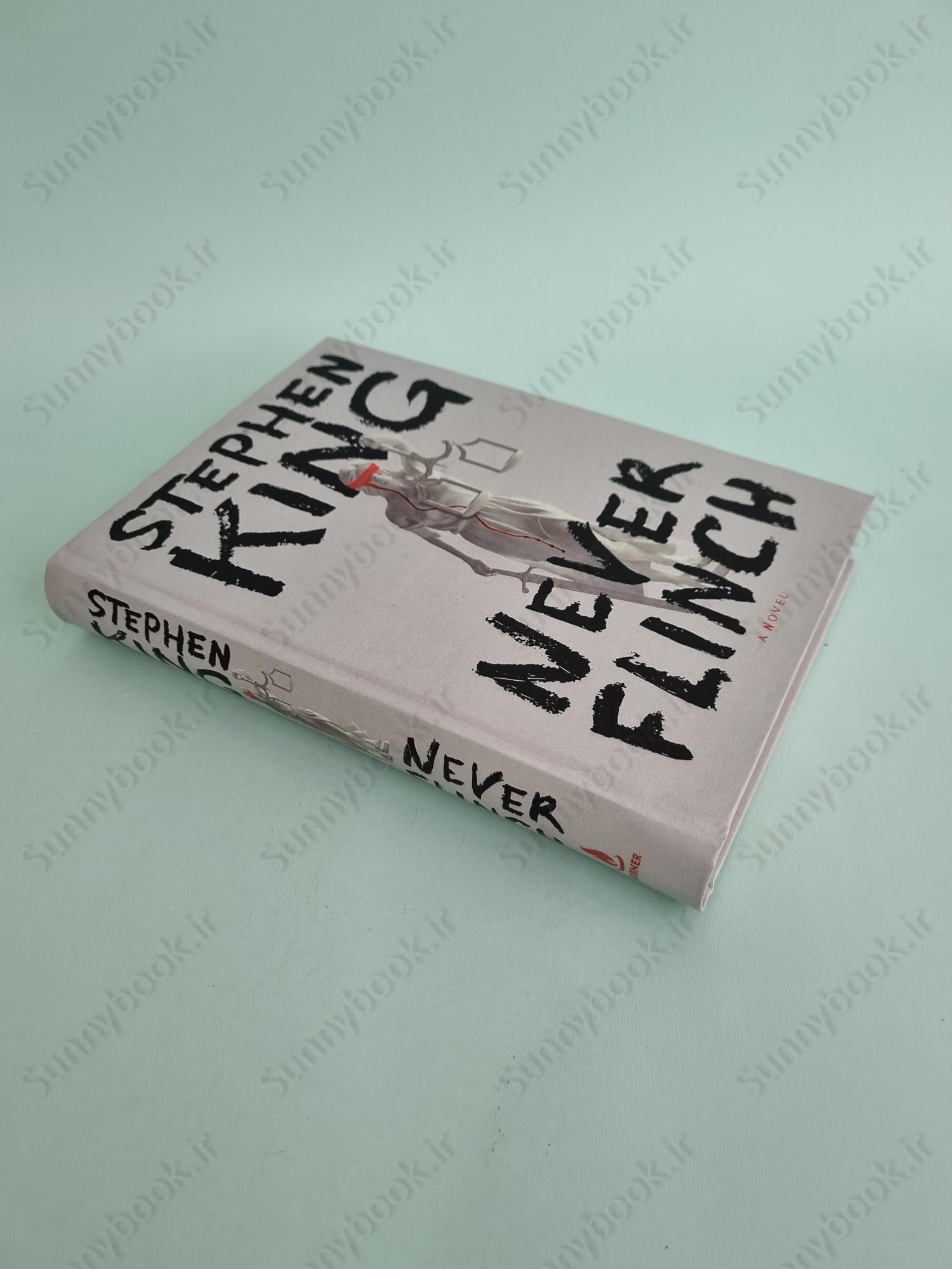 Never Flinch (Holly Gibney 4) main 1 3