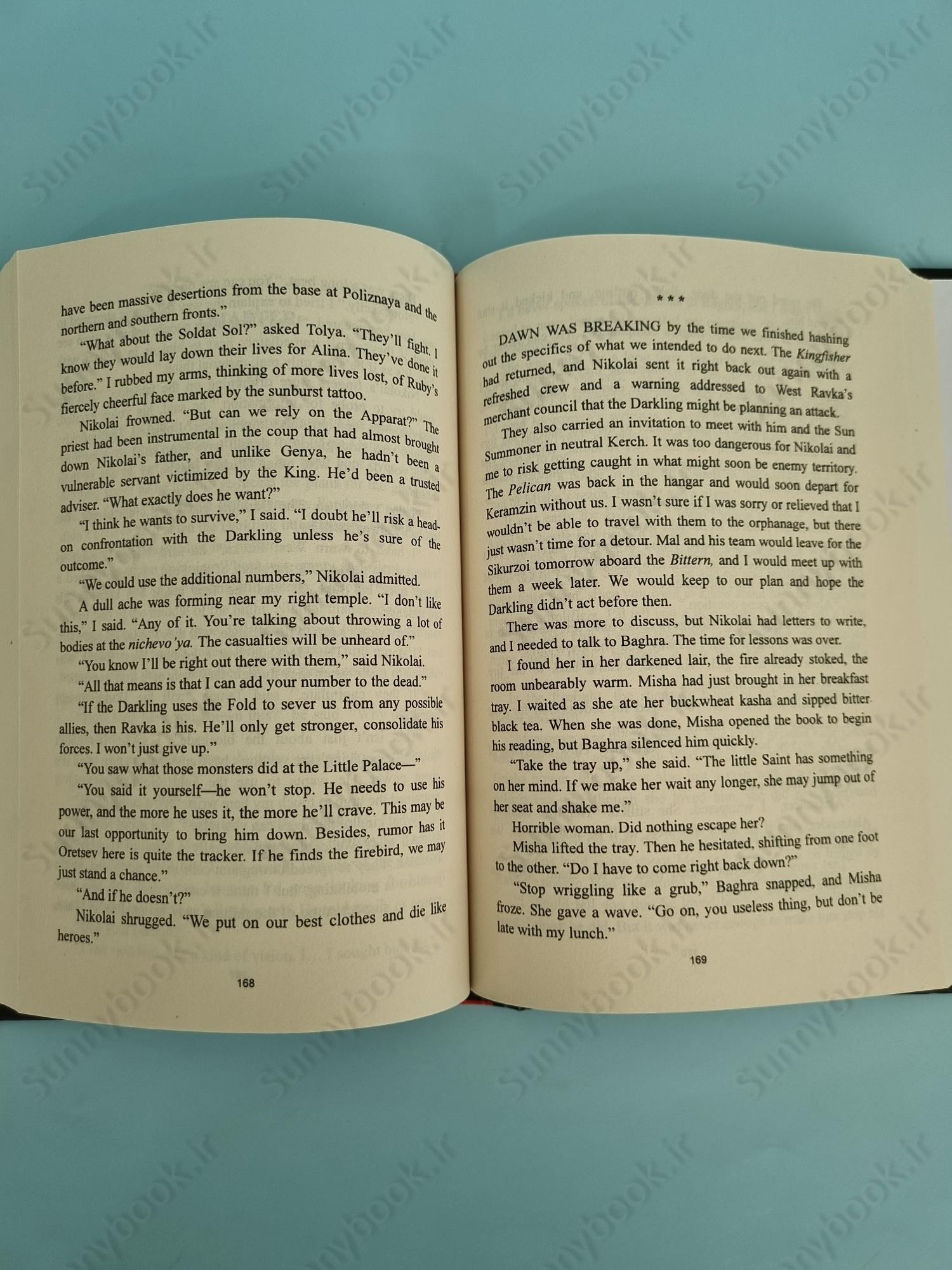 Ruin and Rising (The Shadow and Bone Trilogy 3) main 1 6