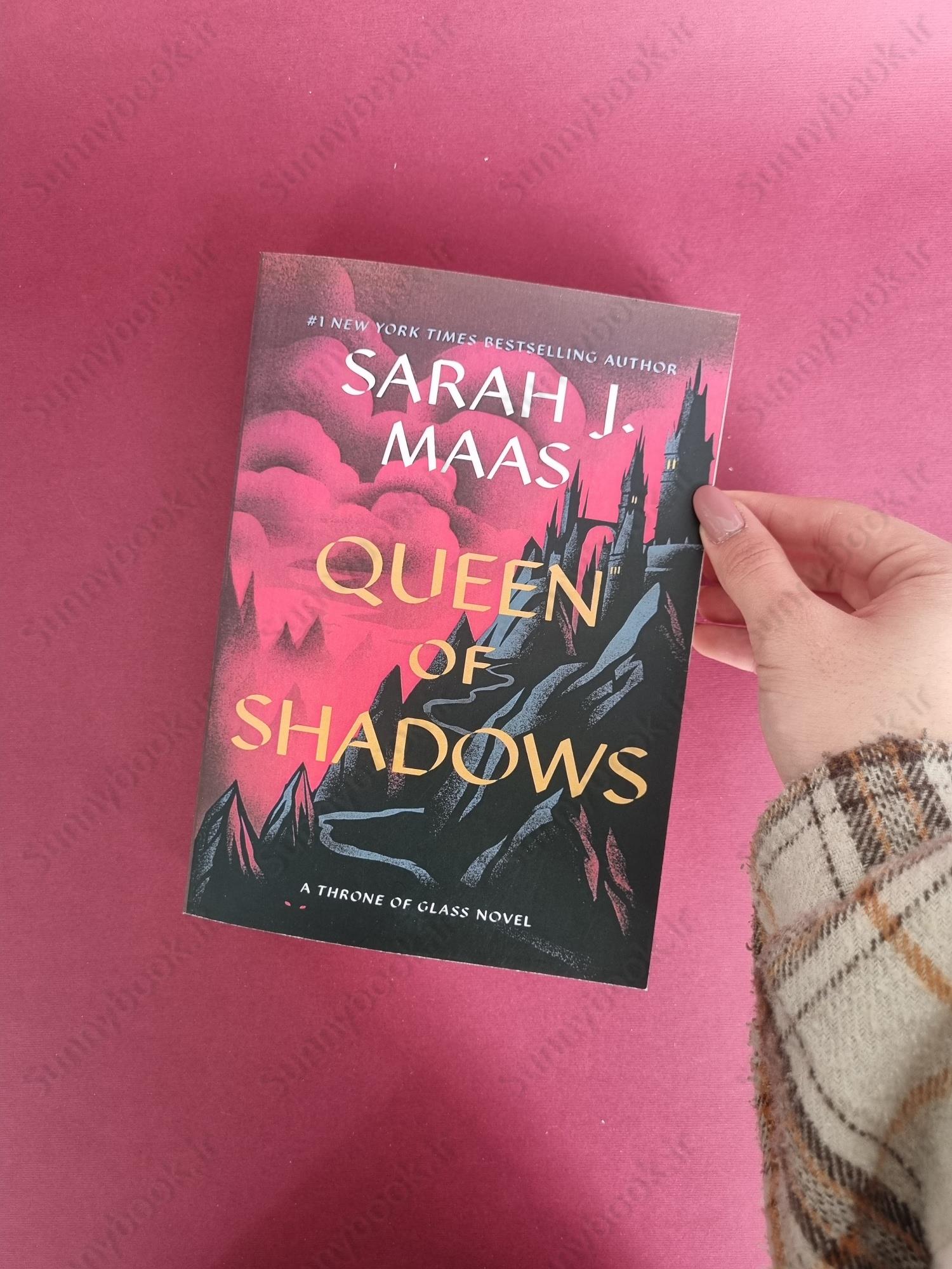 Queen of Shadows (Throne of Glass, 4) main 1 2