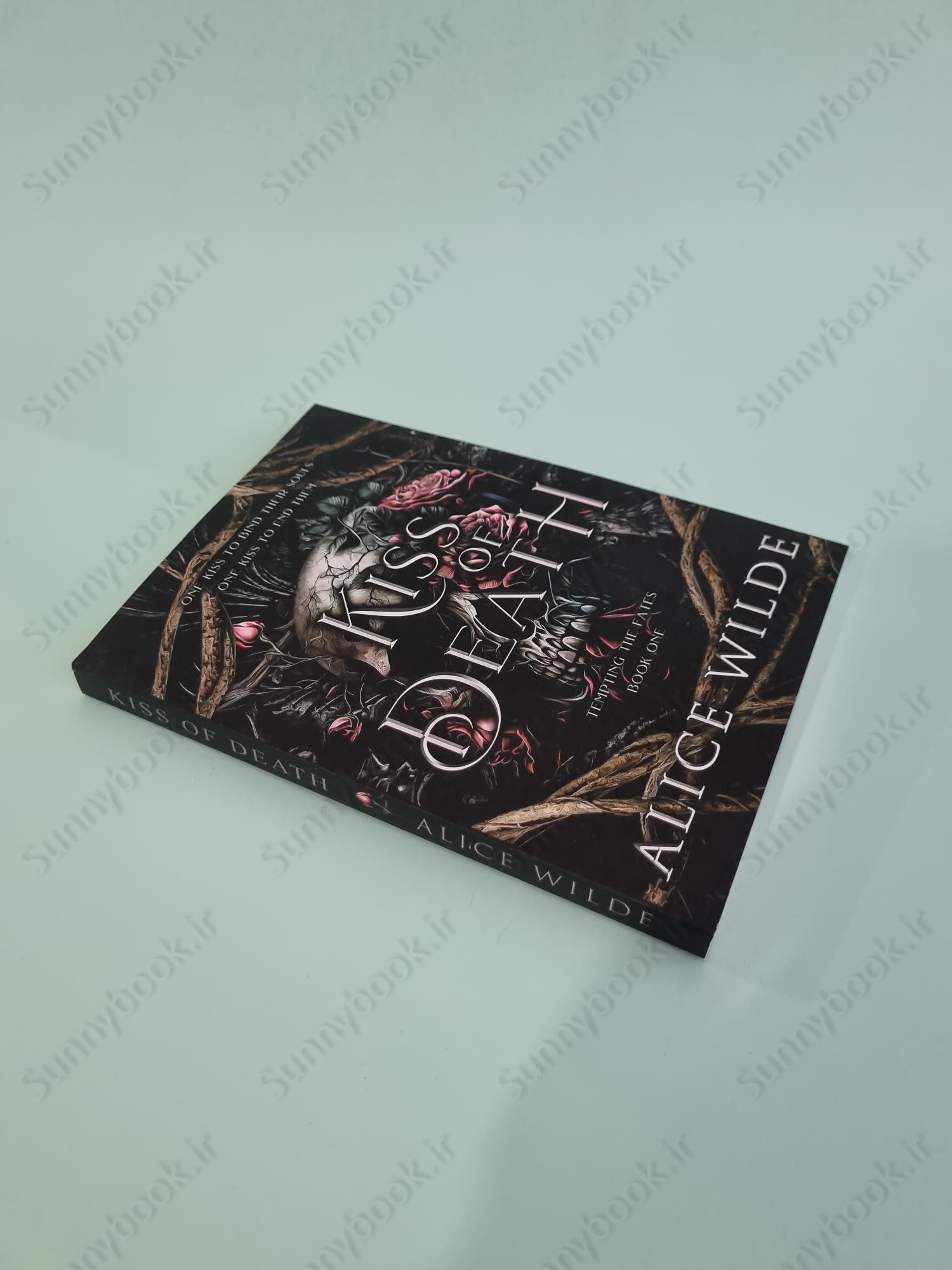 Kiss of Death: A Dark Gods and Monsters Fantasy Romance main 1 3