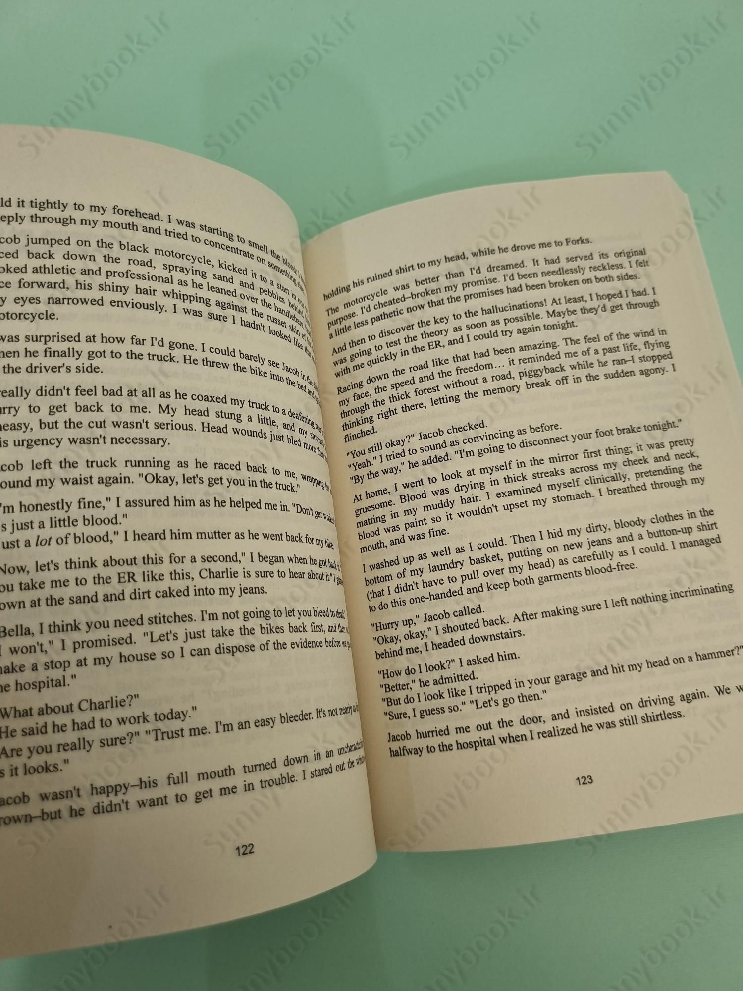 New Moon (The Twilight Saga 2) main 1 6