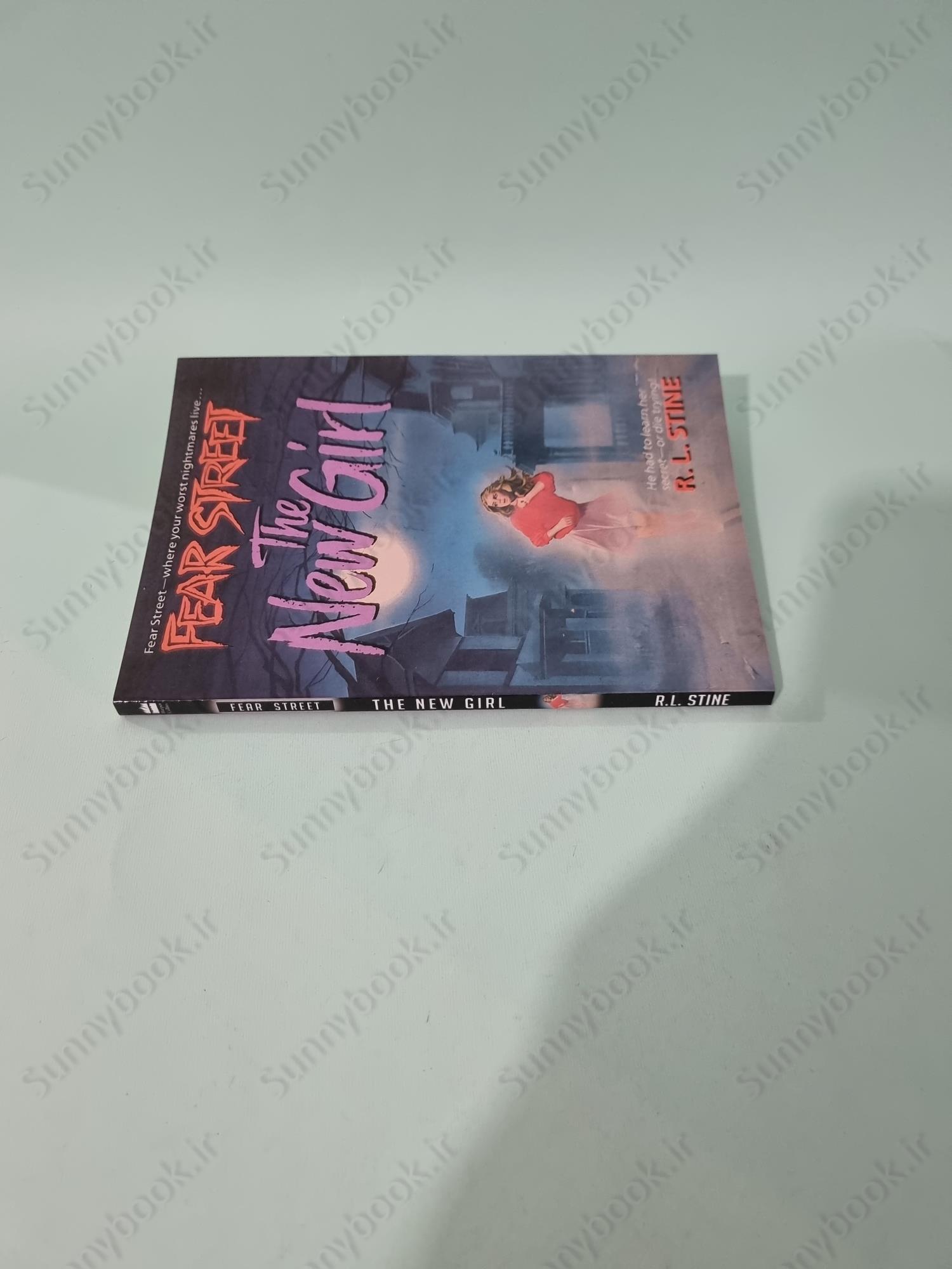 New Girl (Fear Street, Band 1) main 1 4