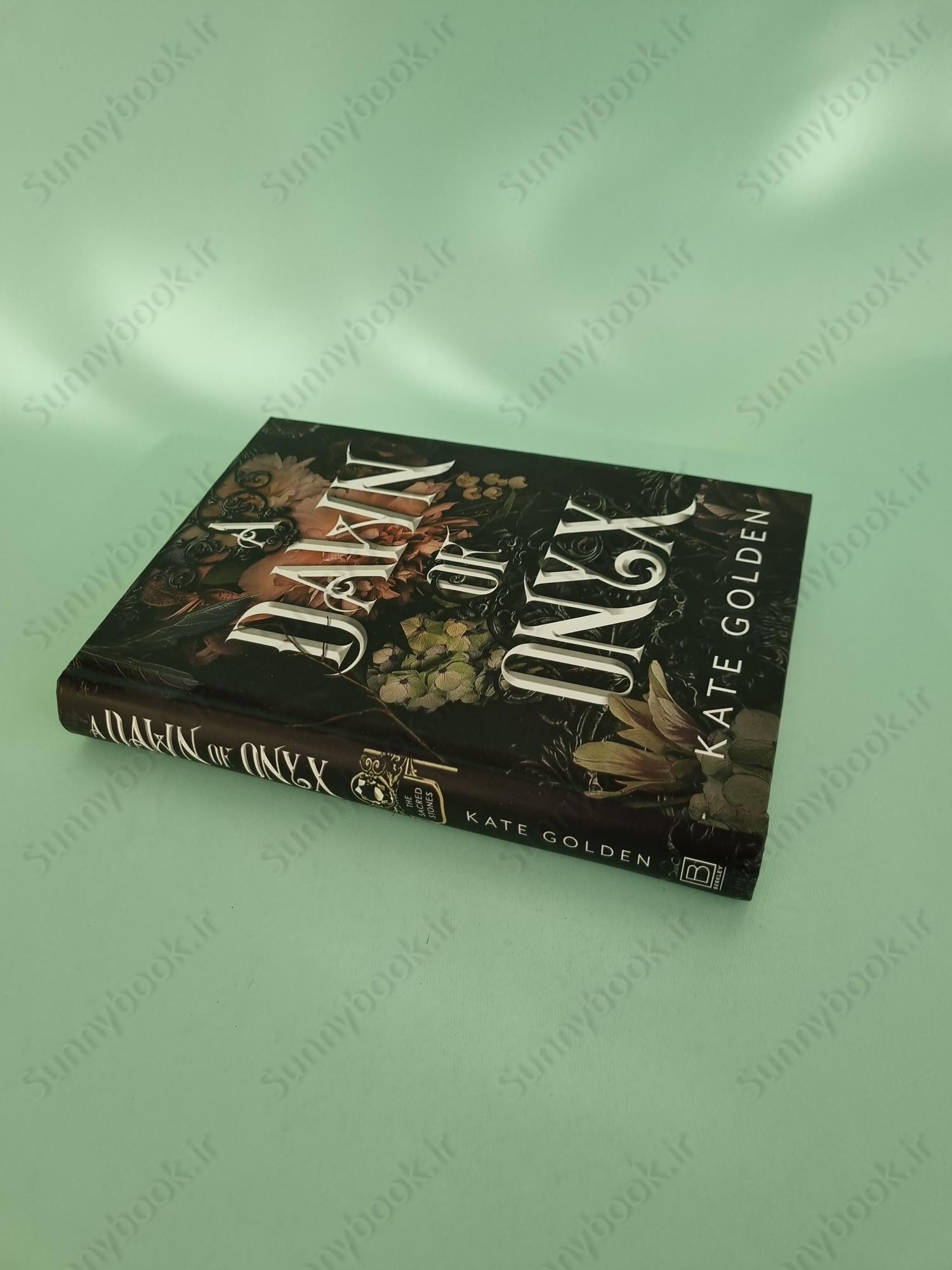 A Dawn of Onyx (The Sacred Stones 1) main 1 3