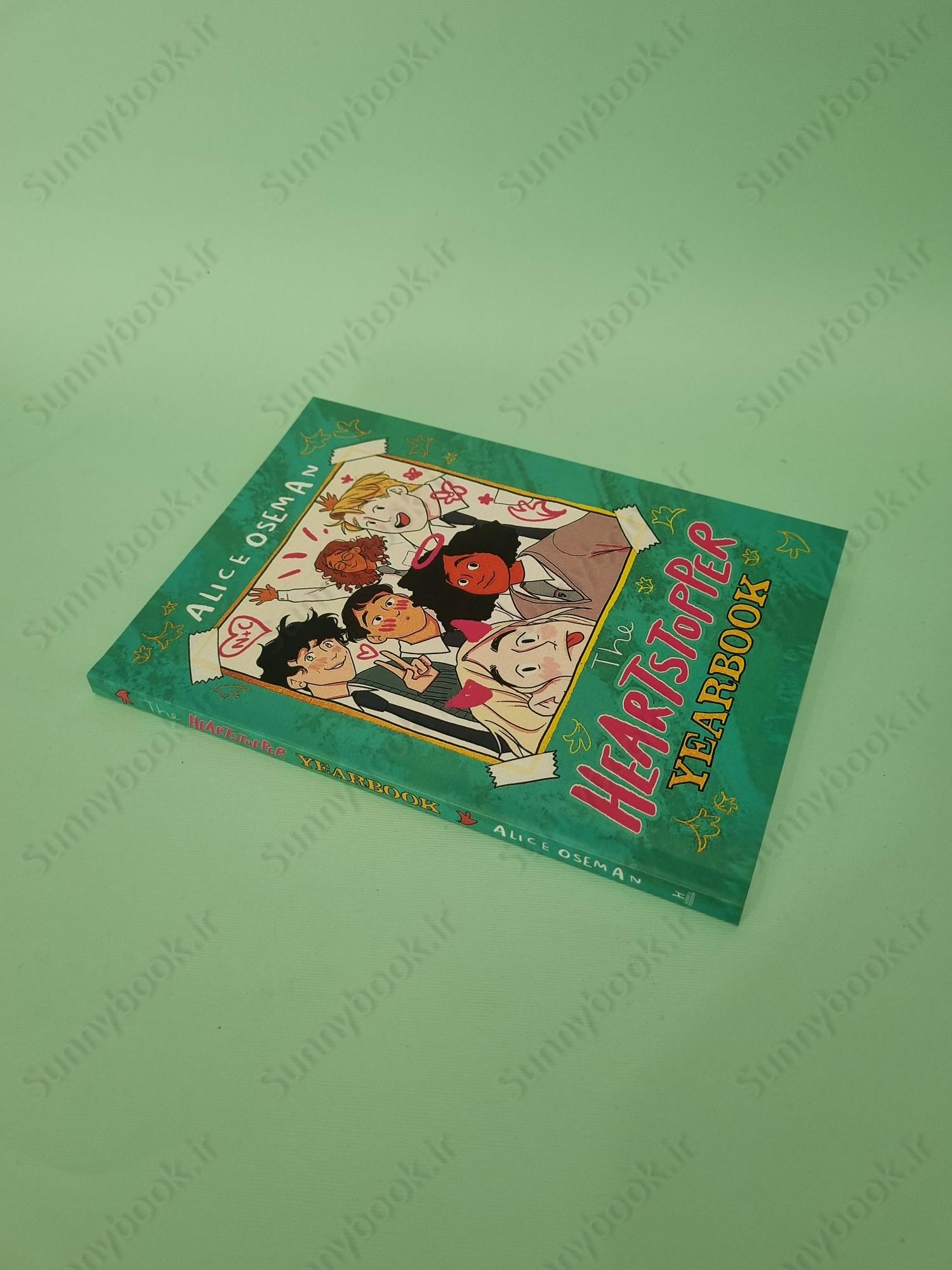 The Heartstopper Yearbook main 1 3