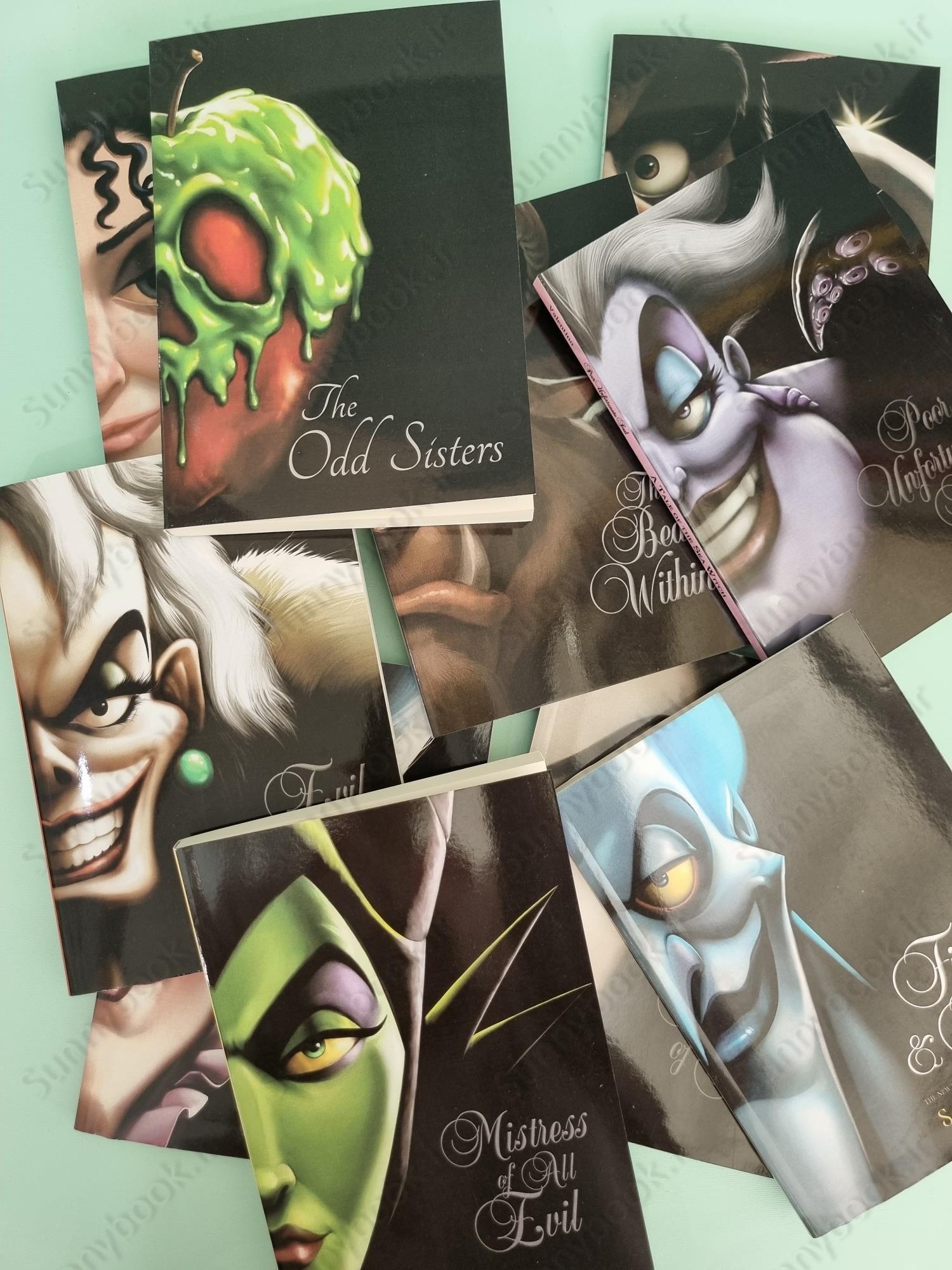 Fire and Fate (Villains 10) main 1 2