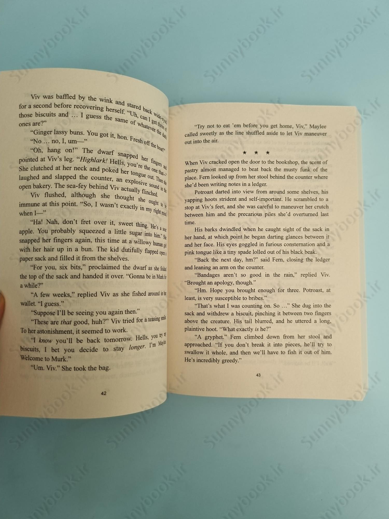 Bookshops & Bonedust (Legends and Lattes 2) main 1 6