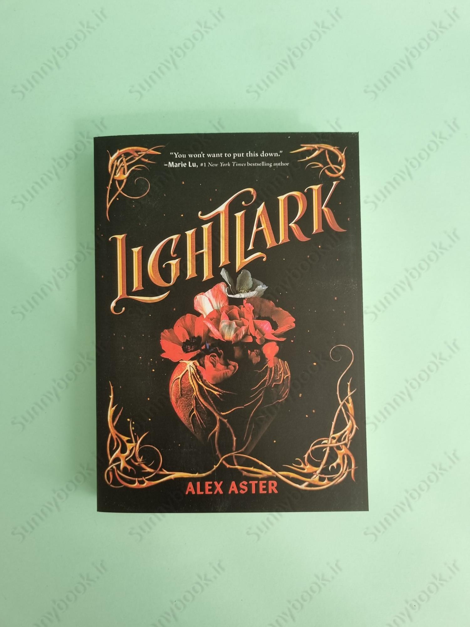 Lightlark (The Lightlark Saga Book 1) main 1 2