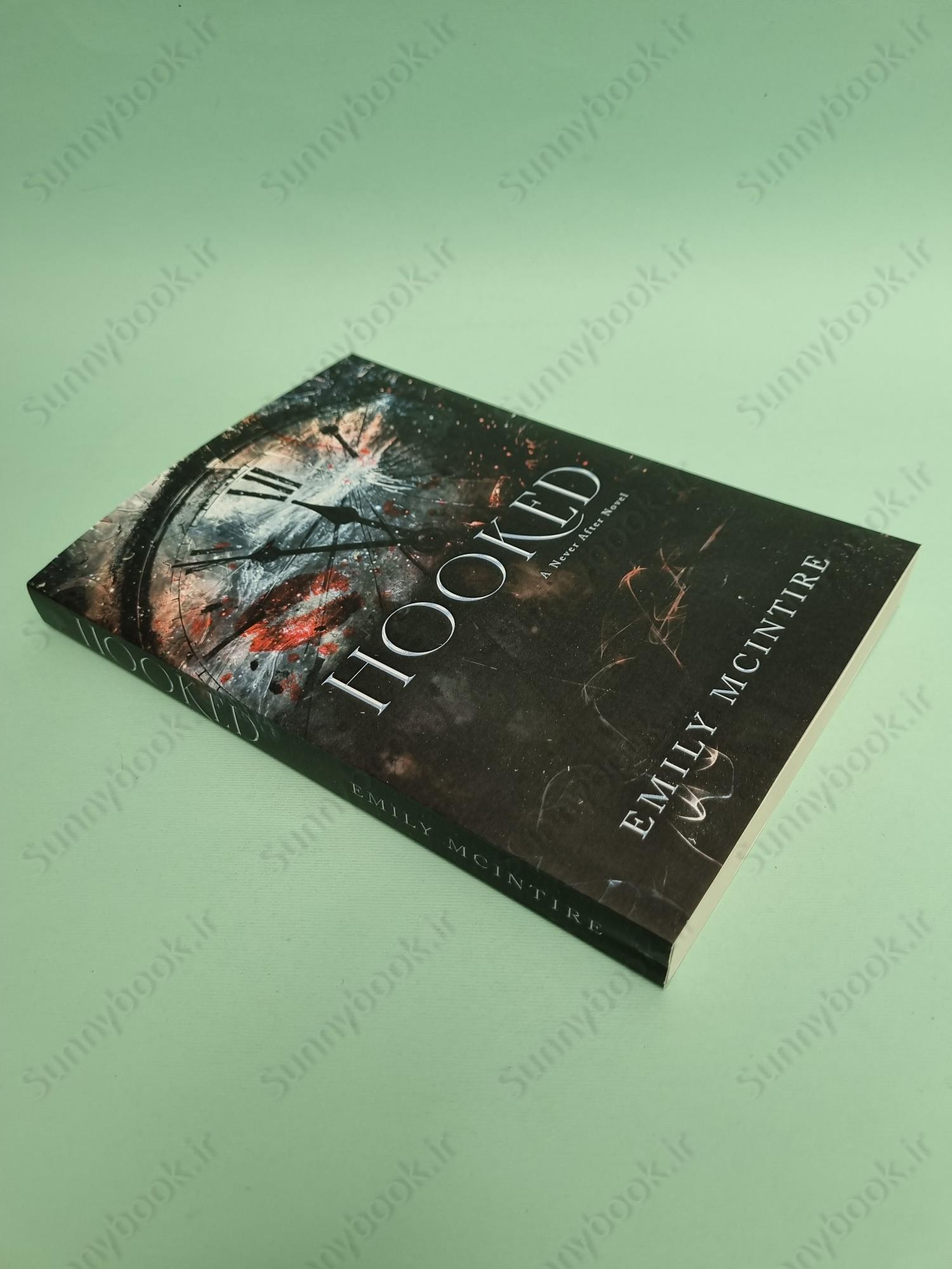 Hooked (Never After 1) main 1 3