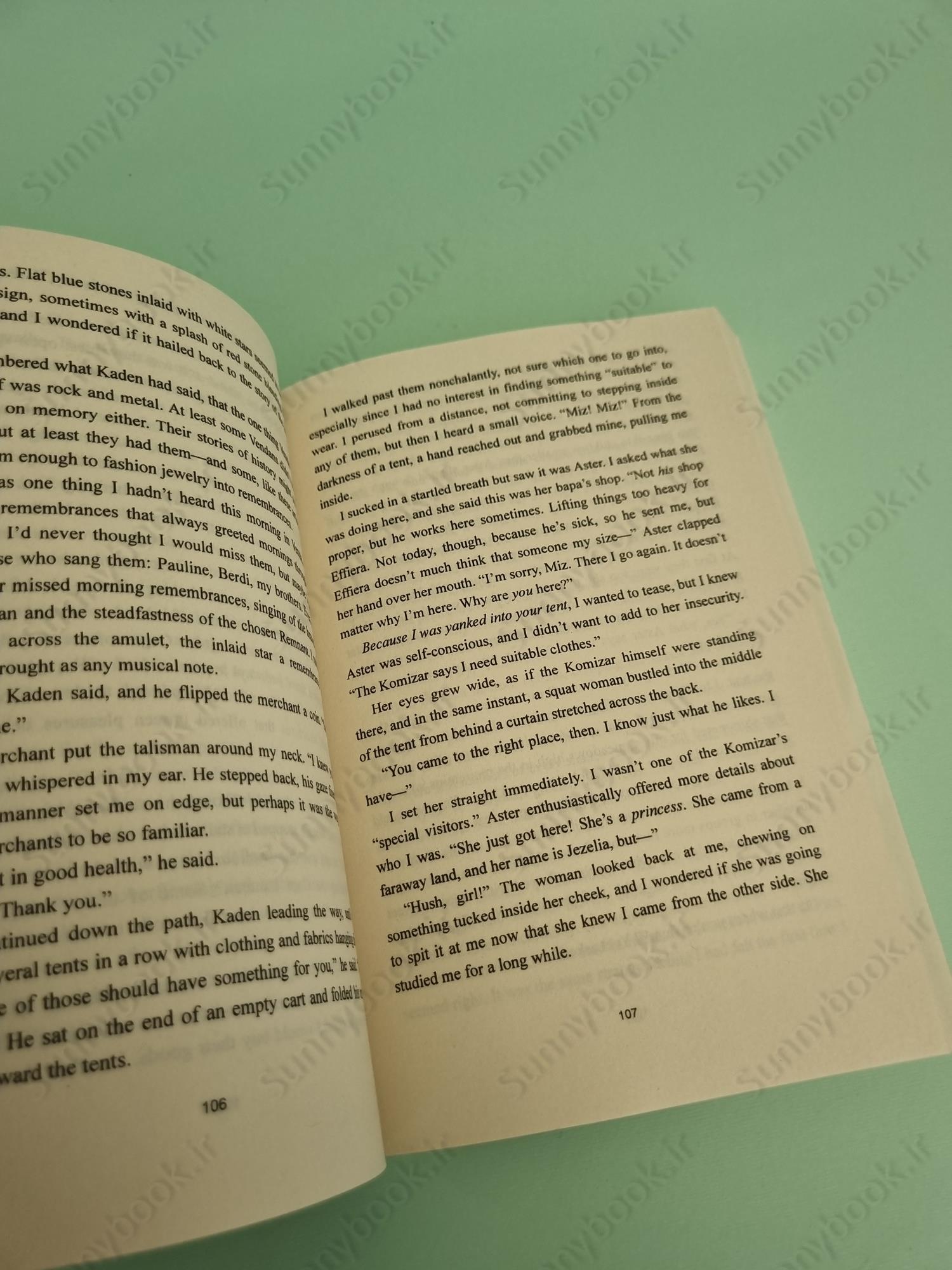 The Heart of Betrayal (The Remnant Chronicles 2) main 1 5