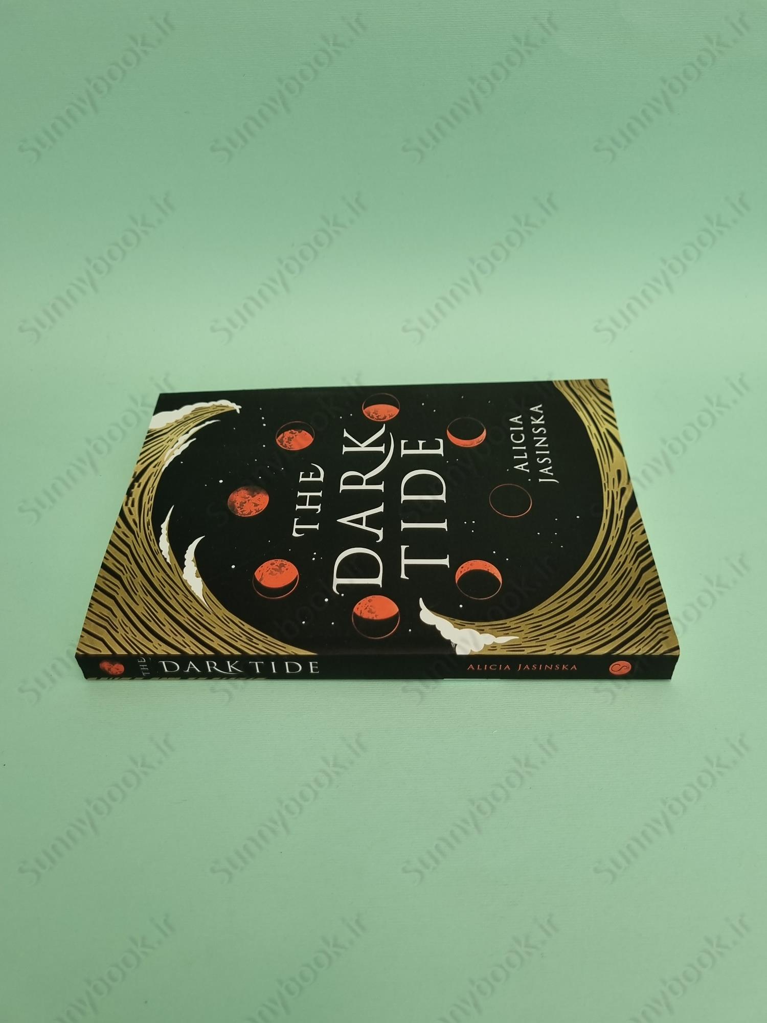 The Dark Tide main 1 4