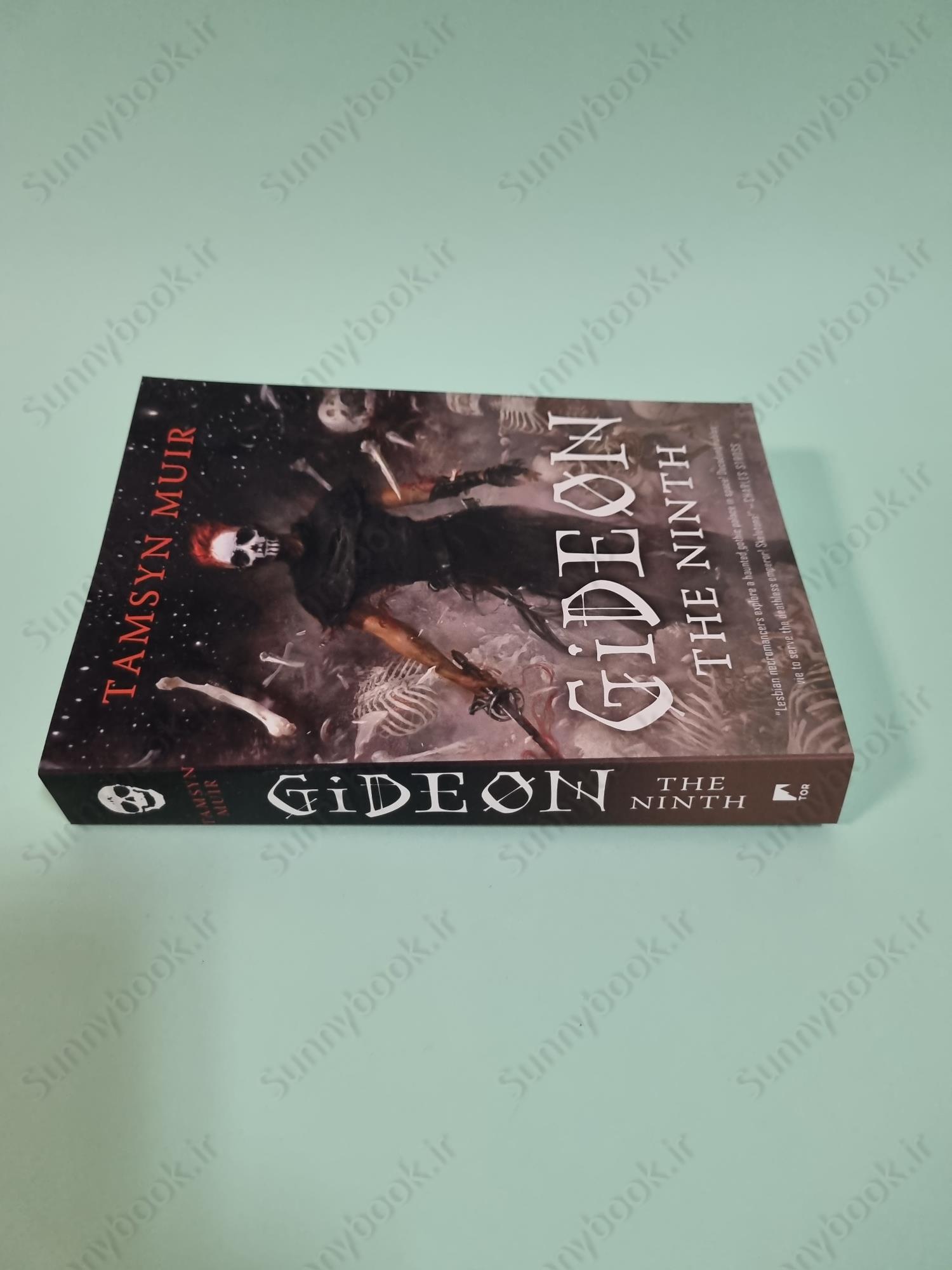 Gideon the Ninth (The Locked Tomb 1) main 1 4