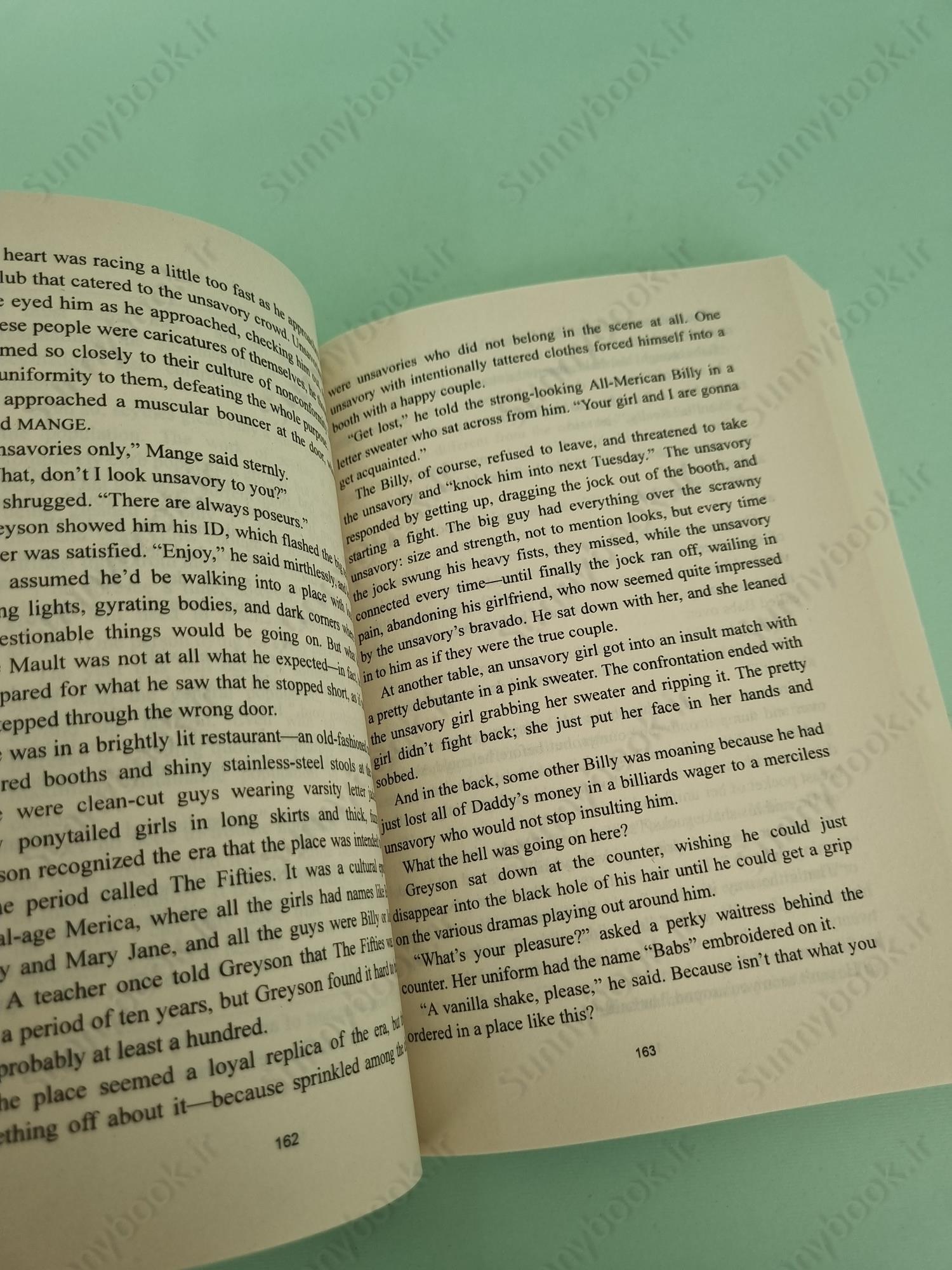 Thunderhead (Arc of a Scythe 2) main 1 5