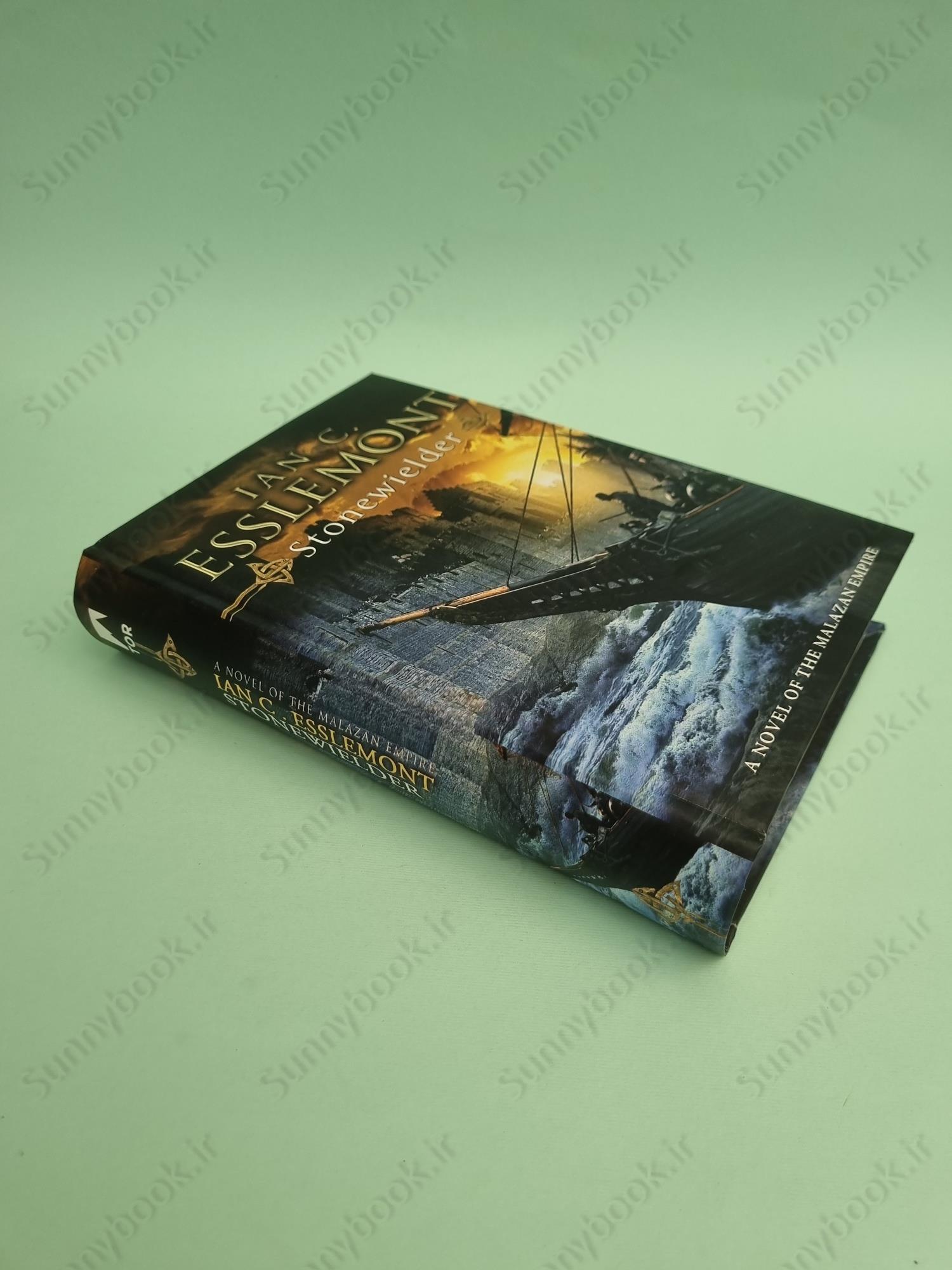 Stonewielder (The Malazan Empire 3) main 1 3