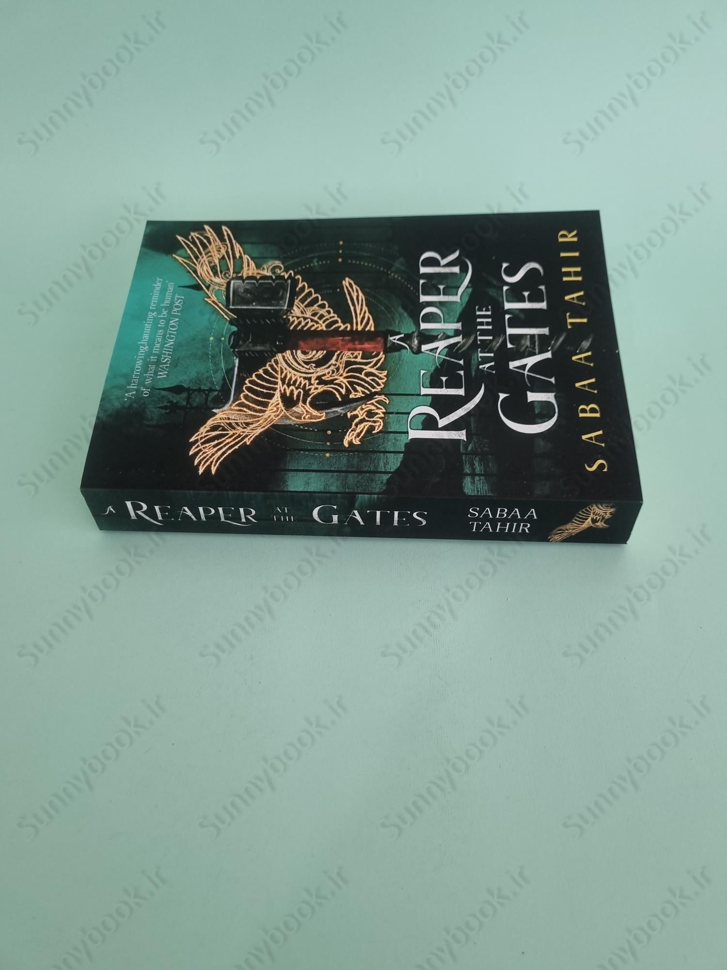 A Reaper at the Gates (An Ember in the Ashes 3) main 1 4