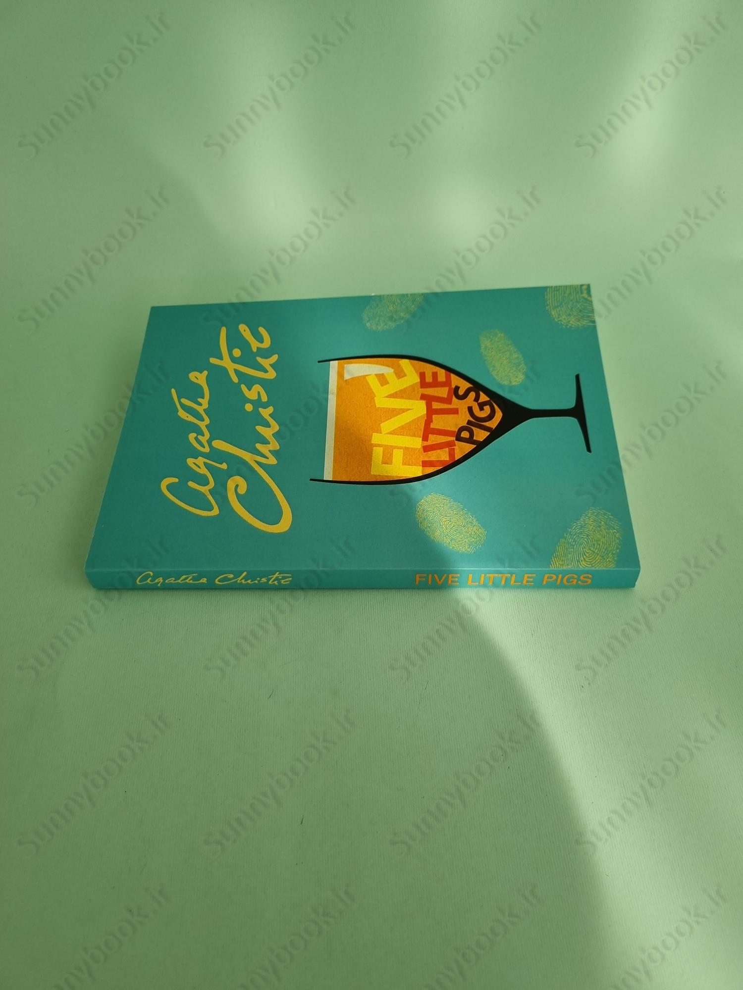 Five Little Pigs main 1 4