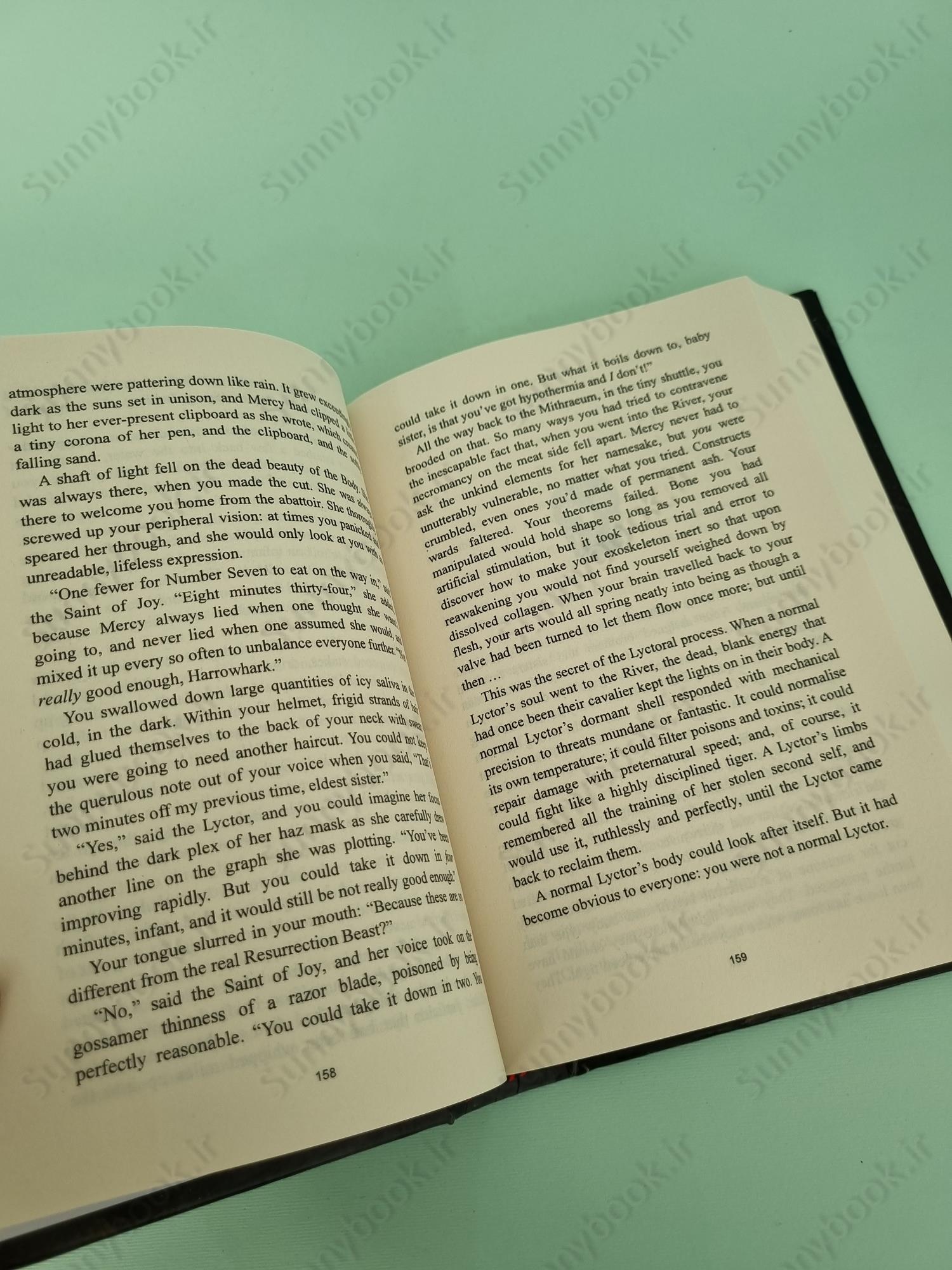 Harrow the Ninth (The Locked Tomb 2) main 1 5