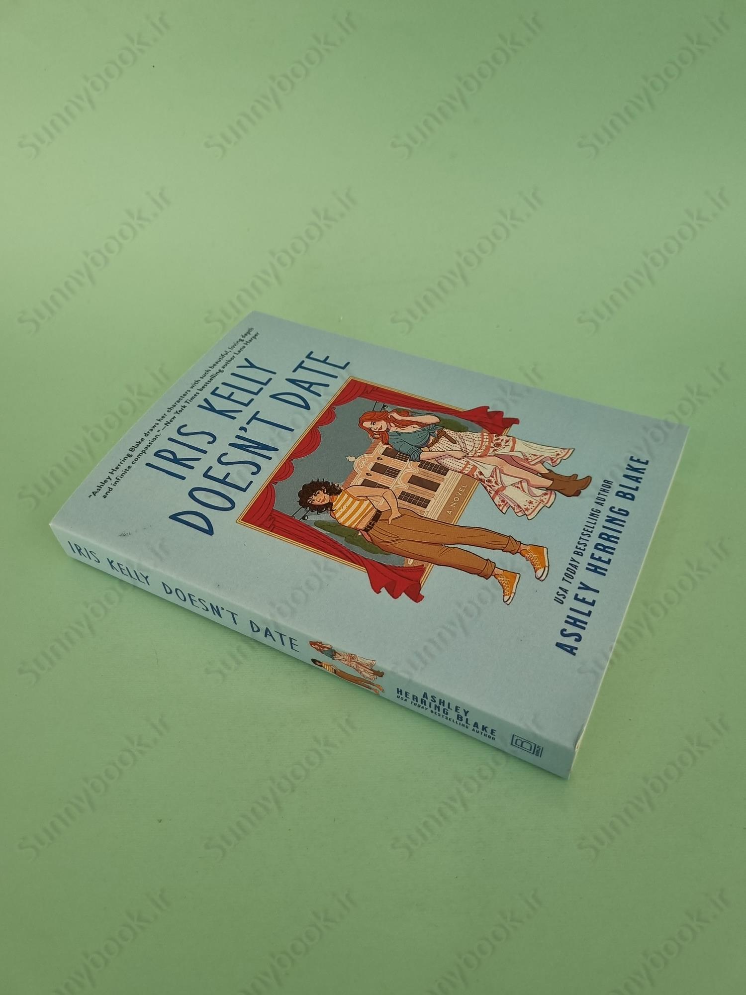 Iris Kelly Doesn't Date main 1 3