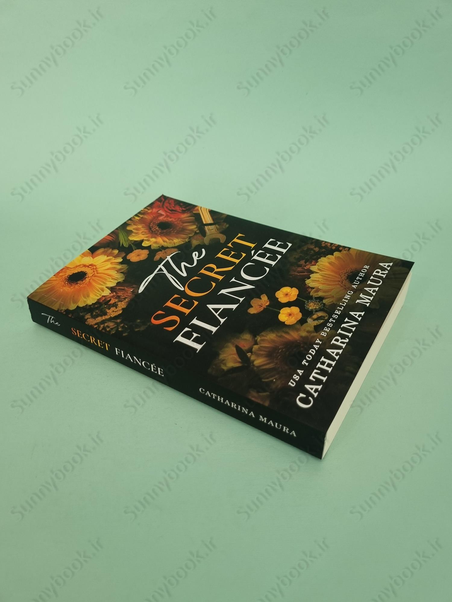 The Secret Fiancée: Lexington and Raya's Story (The Windsors 5) main 1 3