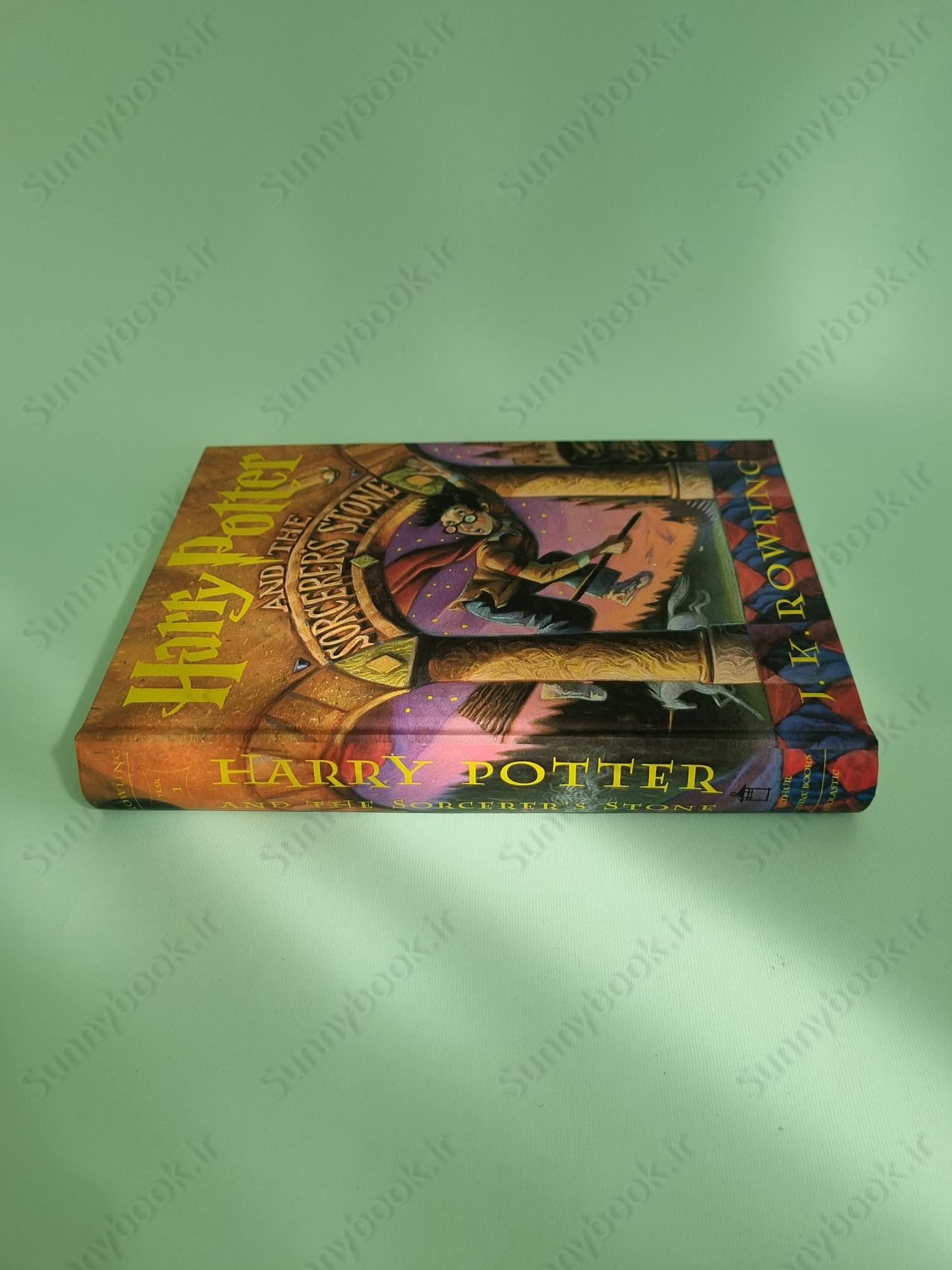 Harry Potter and the Sorcerer's Stone (Harry Potter 1) main 1 4