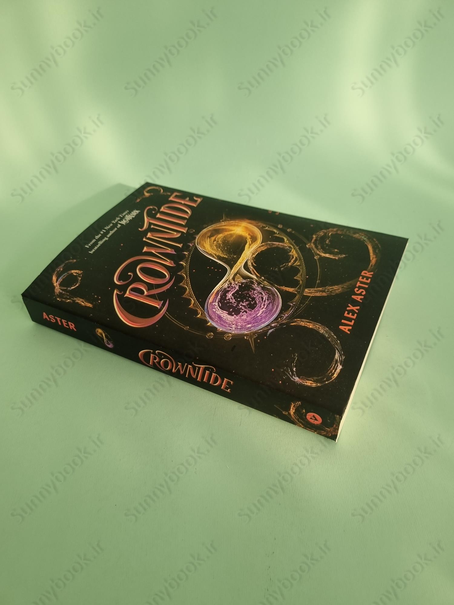 Crowntide (The Lightlark Saga Book 4) main 1 3