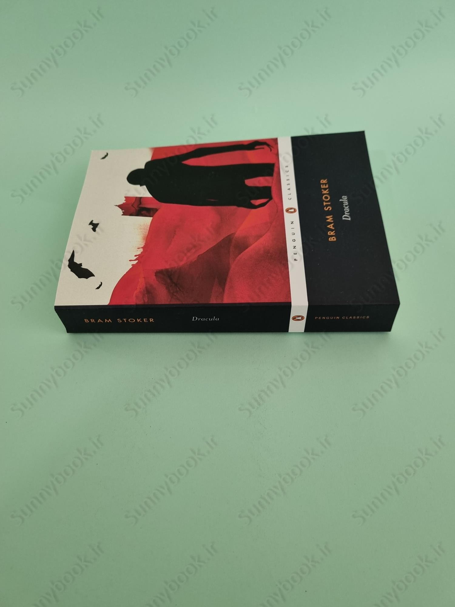 Dracula (Penguin Classics) main 1 4
