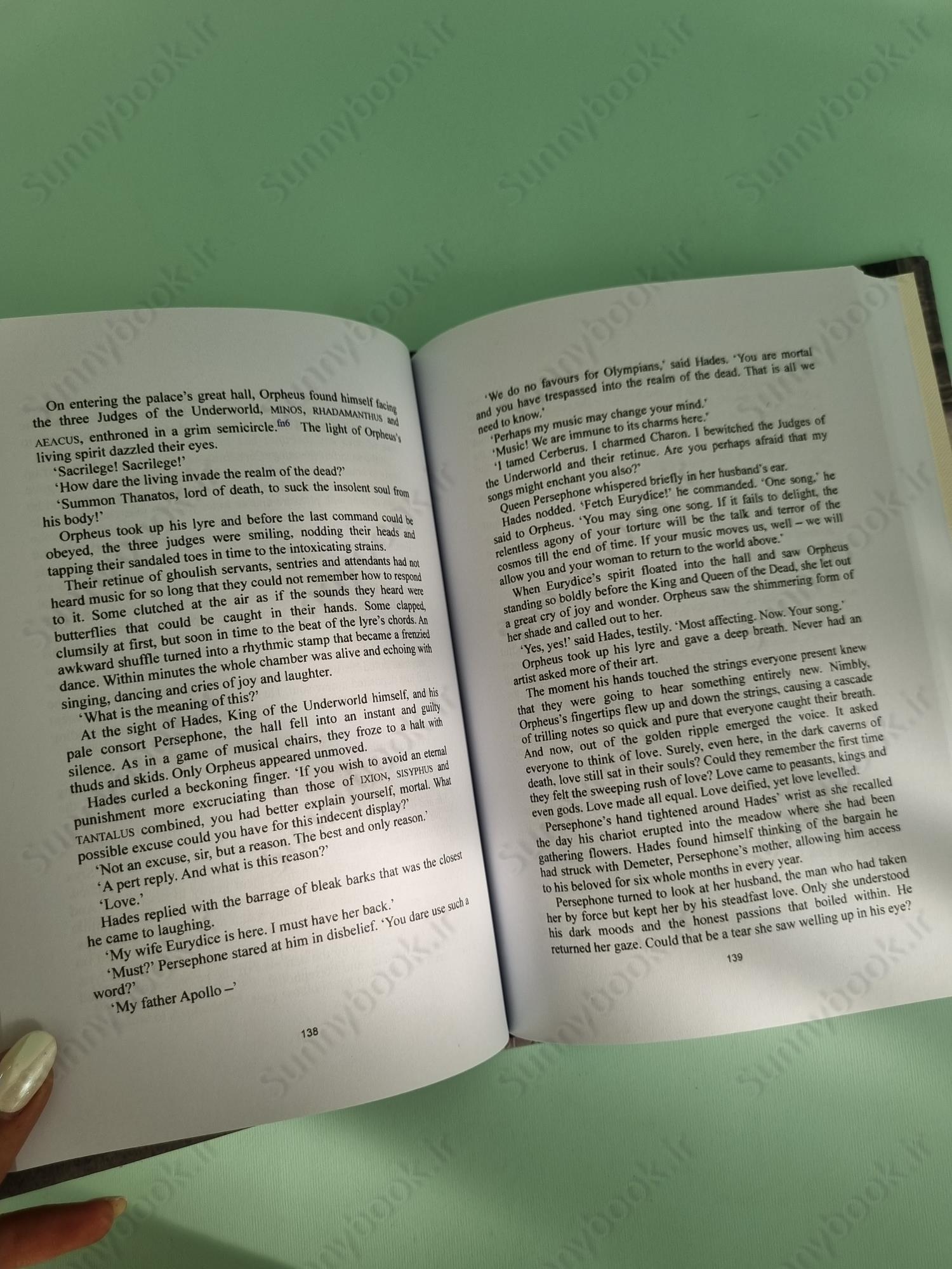 Heroes: Mortals and Monsters, Quests and Adventures (Stephen Fry's Great Mythology 2) main 1 10