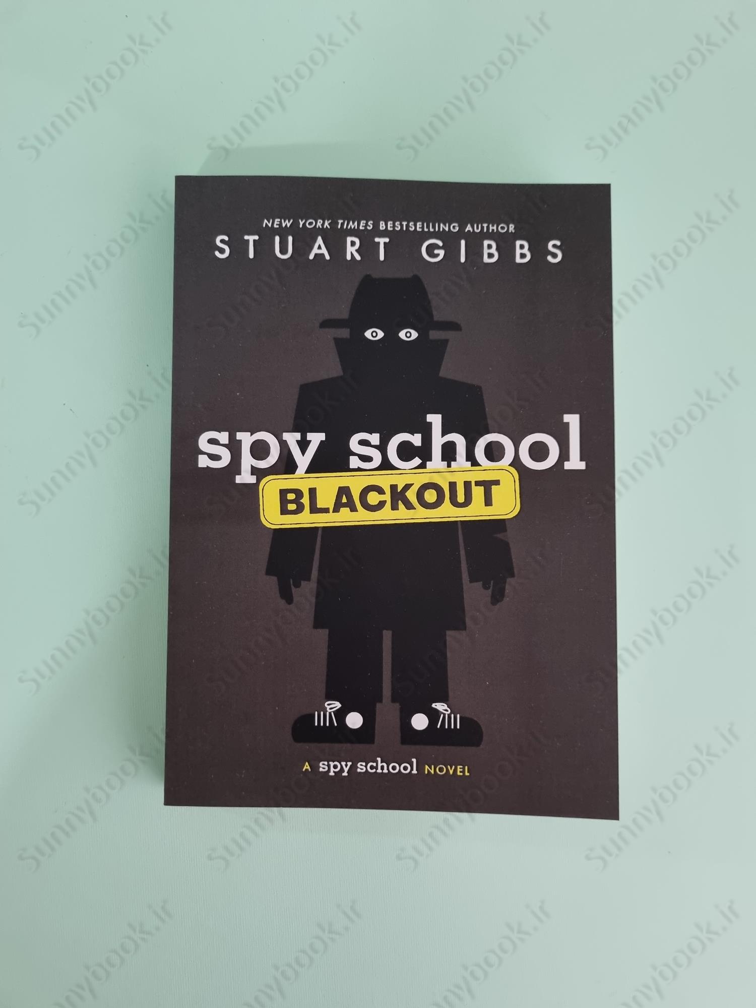 Blackout (Spy School, 13) main 1 2