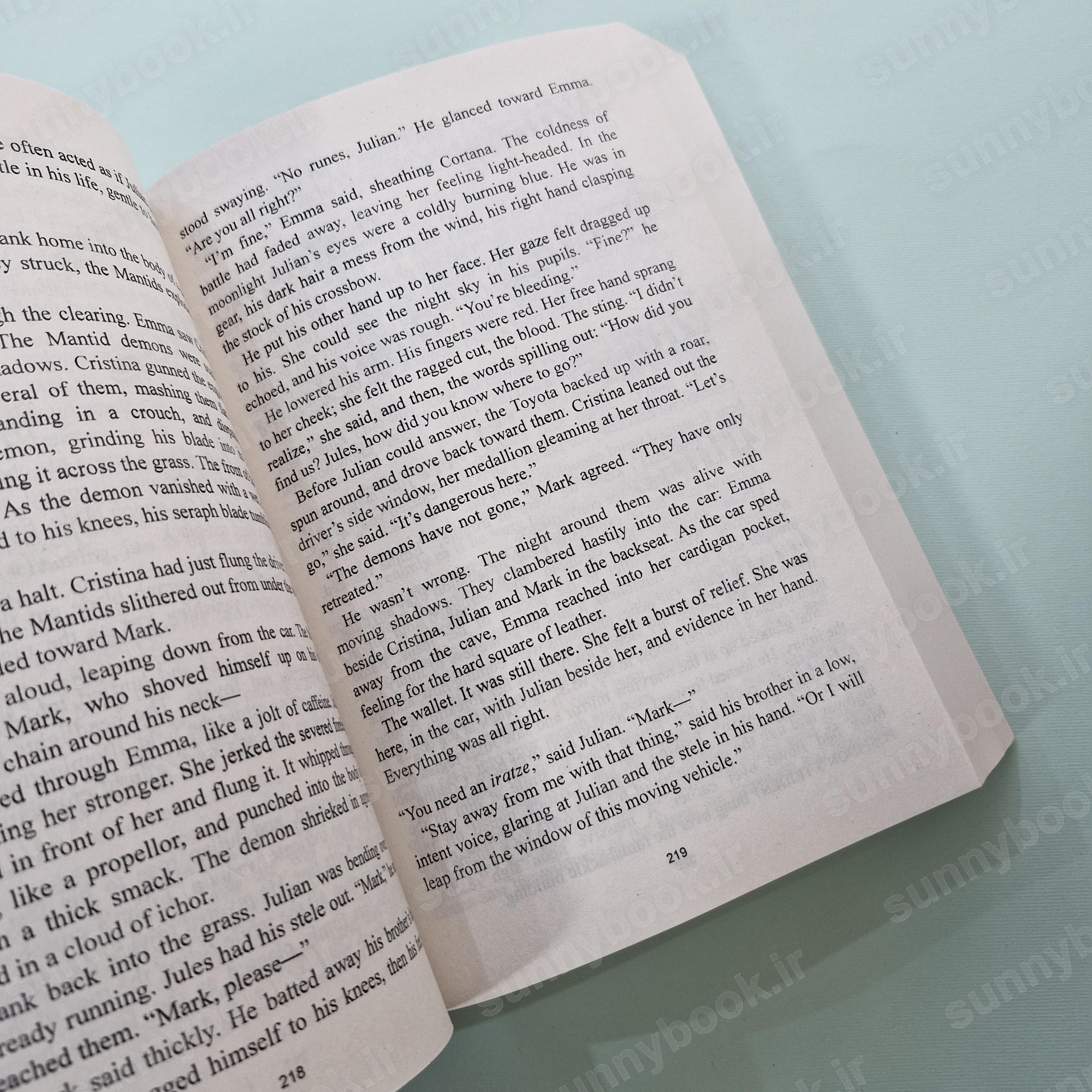 Lady Midnight (The Dark Artifices 1) main 1 3