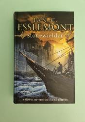 Stonewielder (The Malazan Empire 3) thumb 2 2