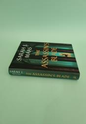 The Assassin's Blade: The Throne of Glass Prequel Novellas (Throne of Glass, 8) thumb 2 5