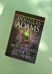 The Ultimate Hitchhiker's Guide to the Galaxy thumb 2 2