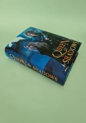 Queen of Shadows (Throne of Glass, 4) thumb 2 3