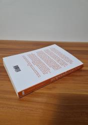 The Correspondent thumb 2 4