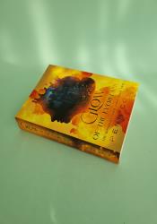 Glow of the Everflame: The Kindred's Curse Saga, Book Two Glow of the Everflame: The Kindred's Curse Saga, Book Two thumb 2 3