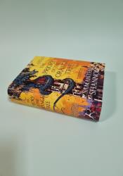 The Priory of the Orange Tree (The Roots of Chaos 1) thumb 1 3