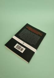 Demian: The Story of Emil Sinclair’s Youth (Penguin Classics) thumb 2 4