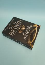 Angels And Demons (Robert Langdon Book 1) thumb 2 3