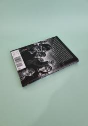 We Have Always Lived in the Castle thumb 2 5