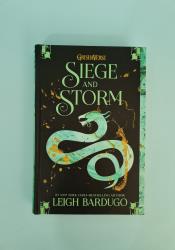 Siege and Storm (The Shadow and Bone 2) thumb 2 2
