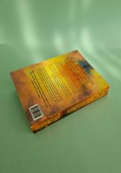 Glow of the Everflame: The Kindred's Curse Saga, Book Two Glow of the Everflame: The Kindred's Curse Saga, Book Two thumb 2 5