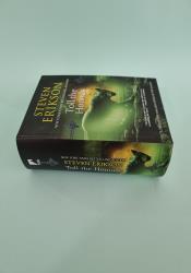 Toll The Hounds (The Malazan Book of the Fallen 8) thumb 2 4