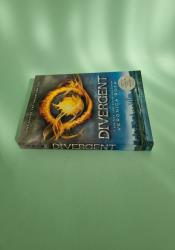 Divergent (Divergent Series, 1) thumb 2 4