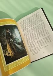 Assassin’s Apprentice: Book 1 (The Farseer Trilogy) thumb 2 4