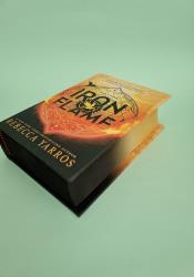 Iron Flame (The Empyrean , 2) thumb 2 3