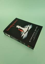 Breaking Dawn (The Twilight Saga 4) thumb 1 3