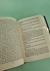 Crime and Punishment (Penguin Classics) thumb 2 5