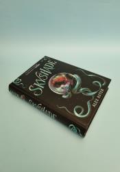 Skyshade (The Lightlark Saga Book 3) thumb 2 3