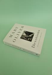 Devotions: The Selected Poems of Mary Oliver Devotions: The Selected Poems of Mary Oliver thumb 2 3