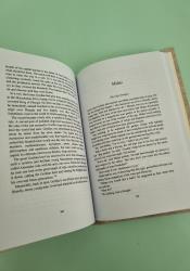 Mythos: The Greek Myths Retold (Stephen Fry's Great Mythology 1) Mythos: The Greek Myths Retold (Stephen Fry's Great Mythology 1) thumb 2 6